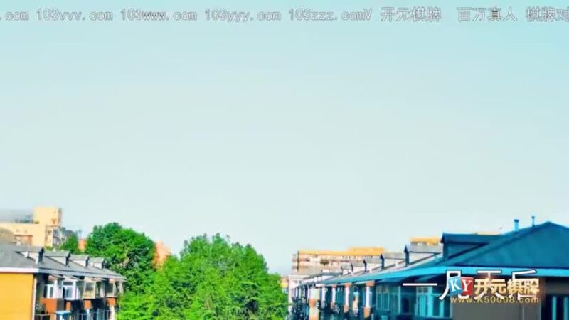 Đồng nghiệp vú to lén về nhà riêng cuối tuần