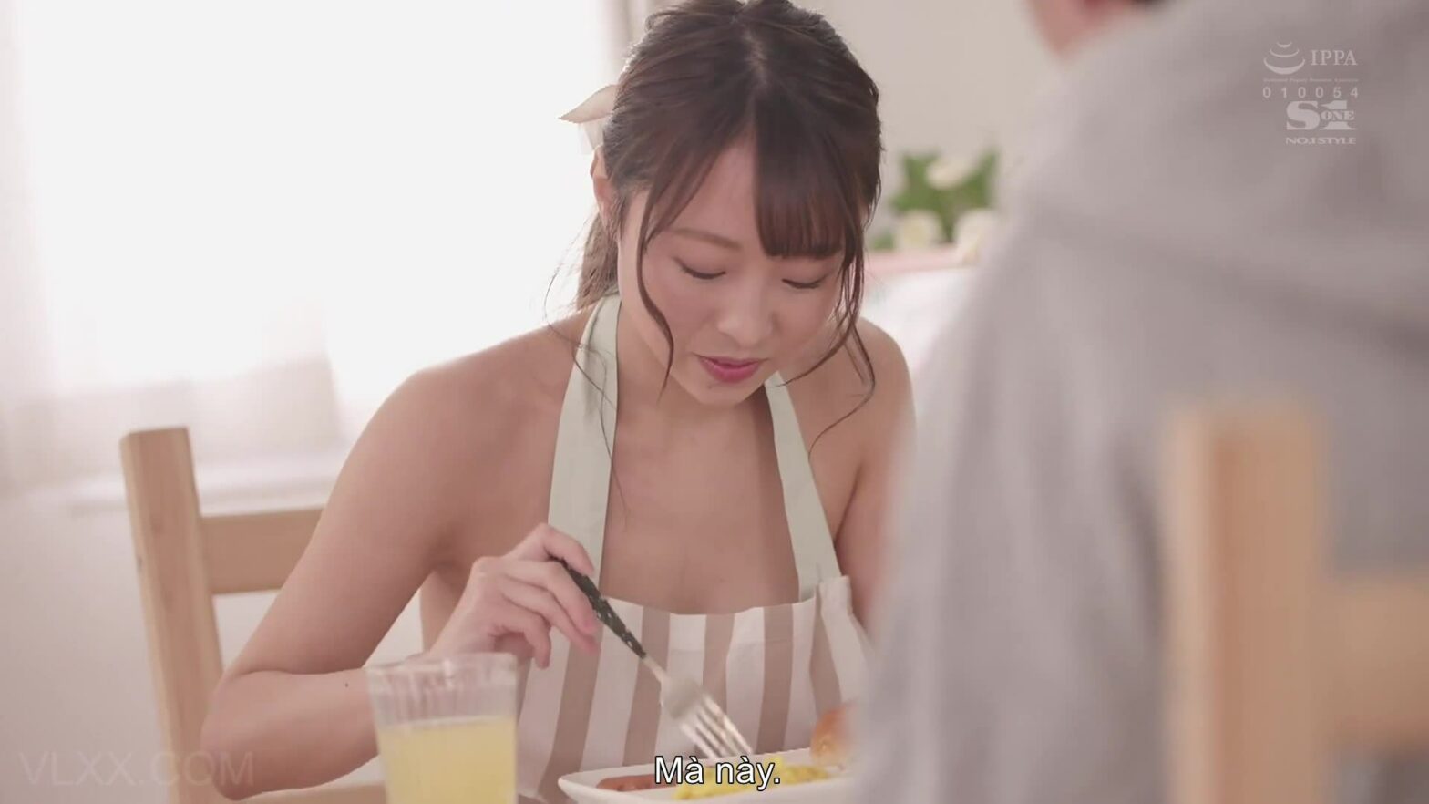 Đụ em vợ sắp cưới khi ghệ đi vắng