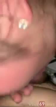 Chơi em không bao trong chòi tạm ven đường