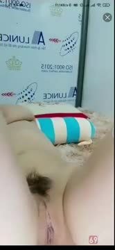 Em kính cận show dâm dục