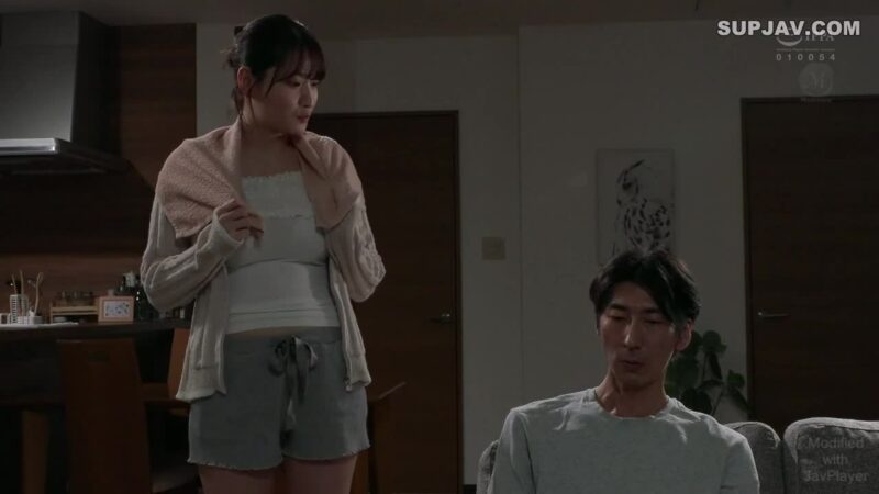 Chồng sợ sếp để vợ chụp nude với sếp và kết cục