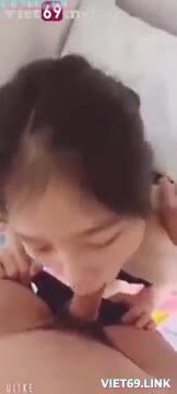 Con bạn thân thích liếm chim